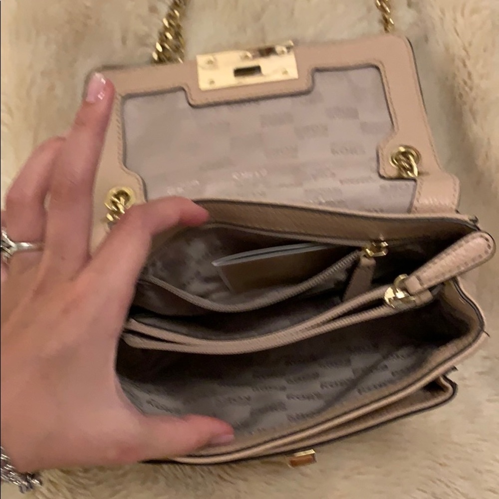 Purse - Picture 10 of 14